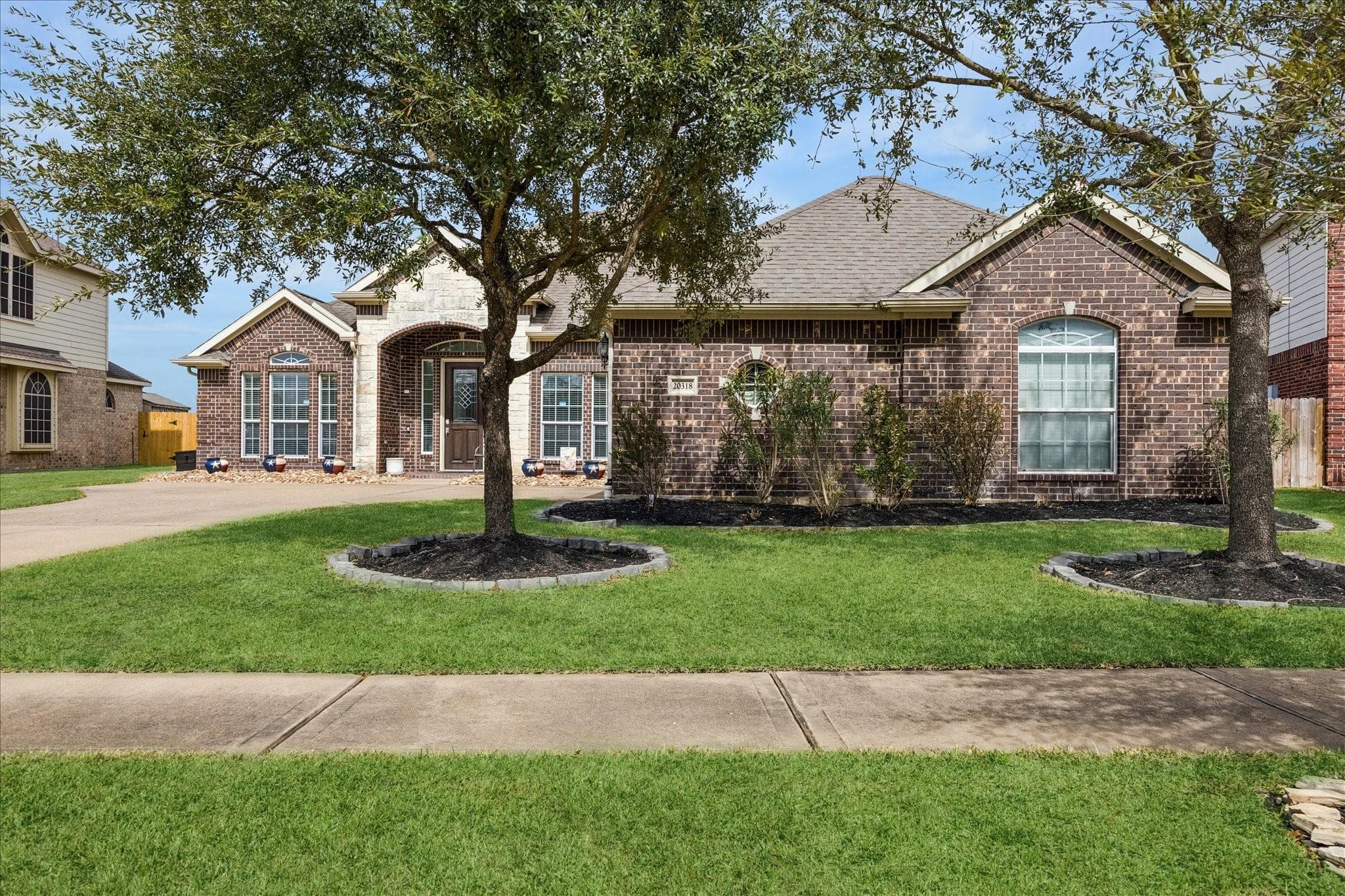 20318 Sedona Oaks Dr