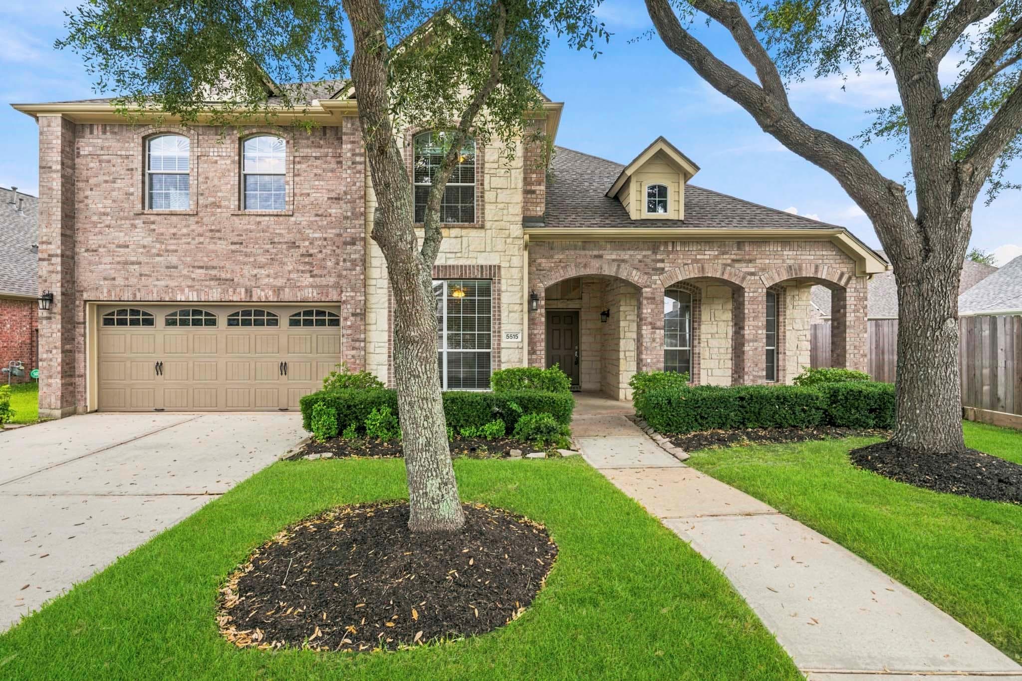 Main property image