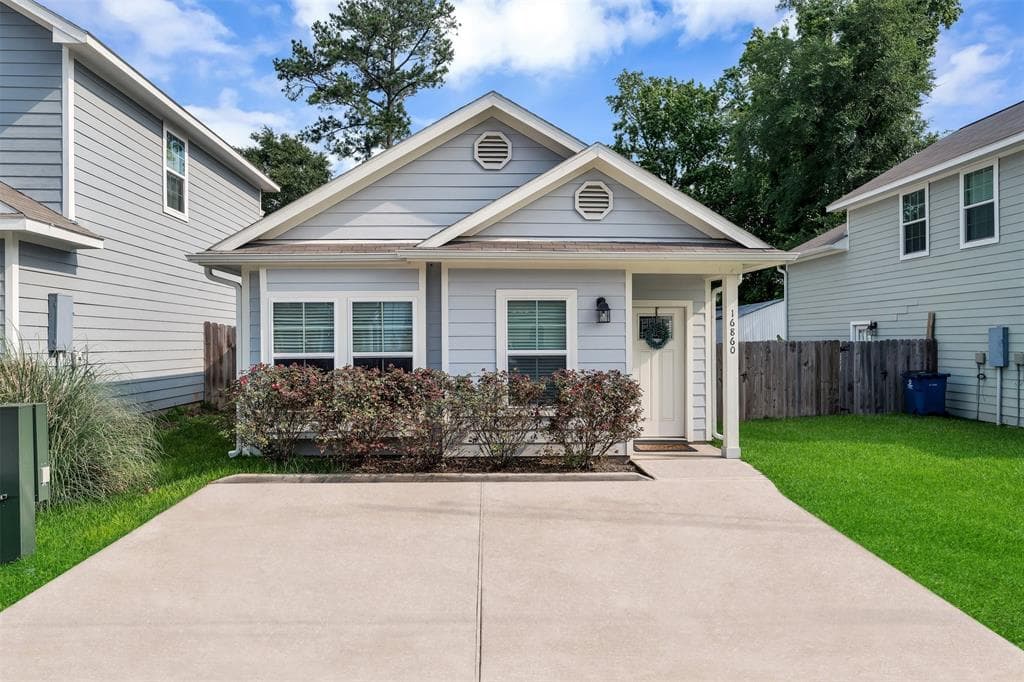 16860 W Juneau