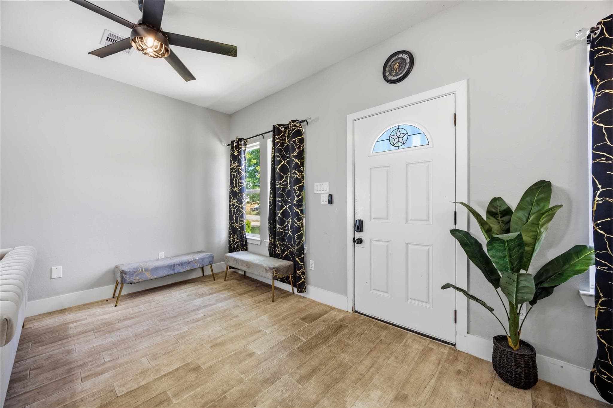 Gallery image 4