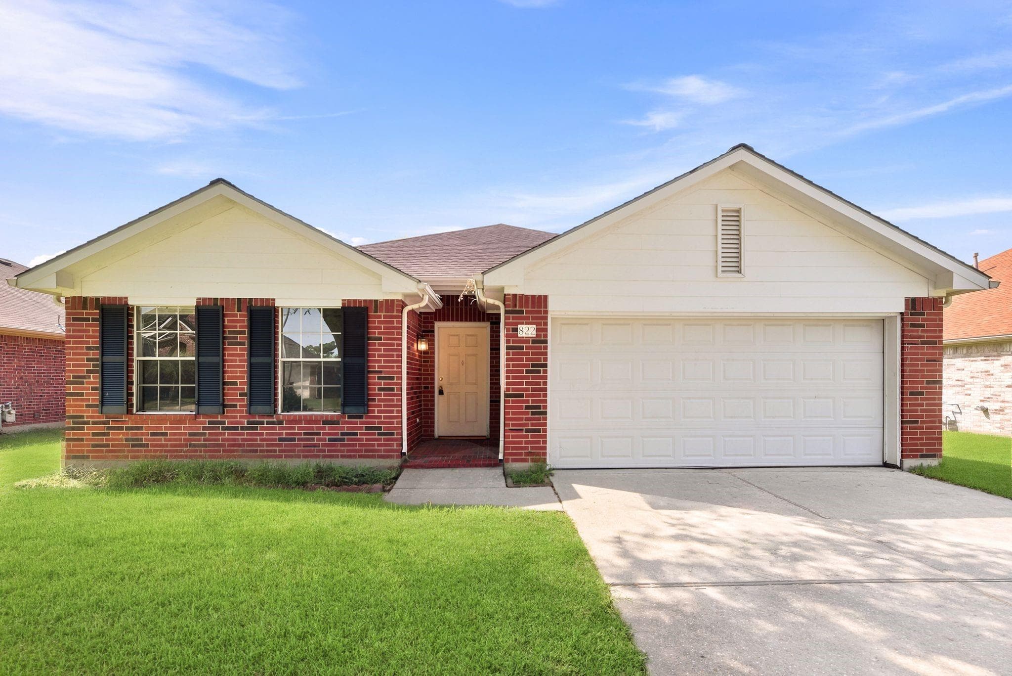 822 N Vista Dr