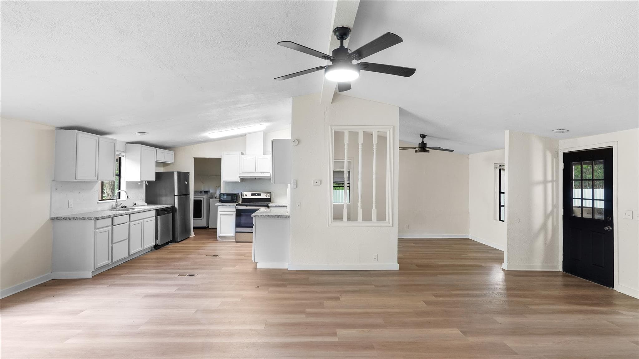 2359 Virginia Ct