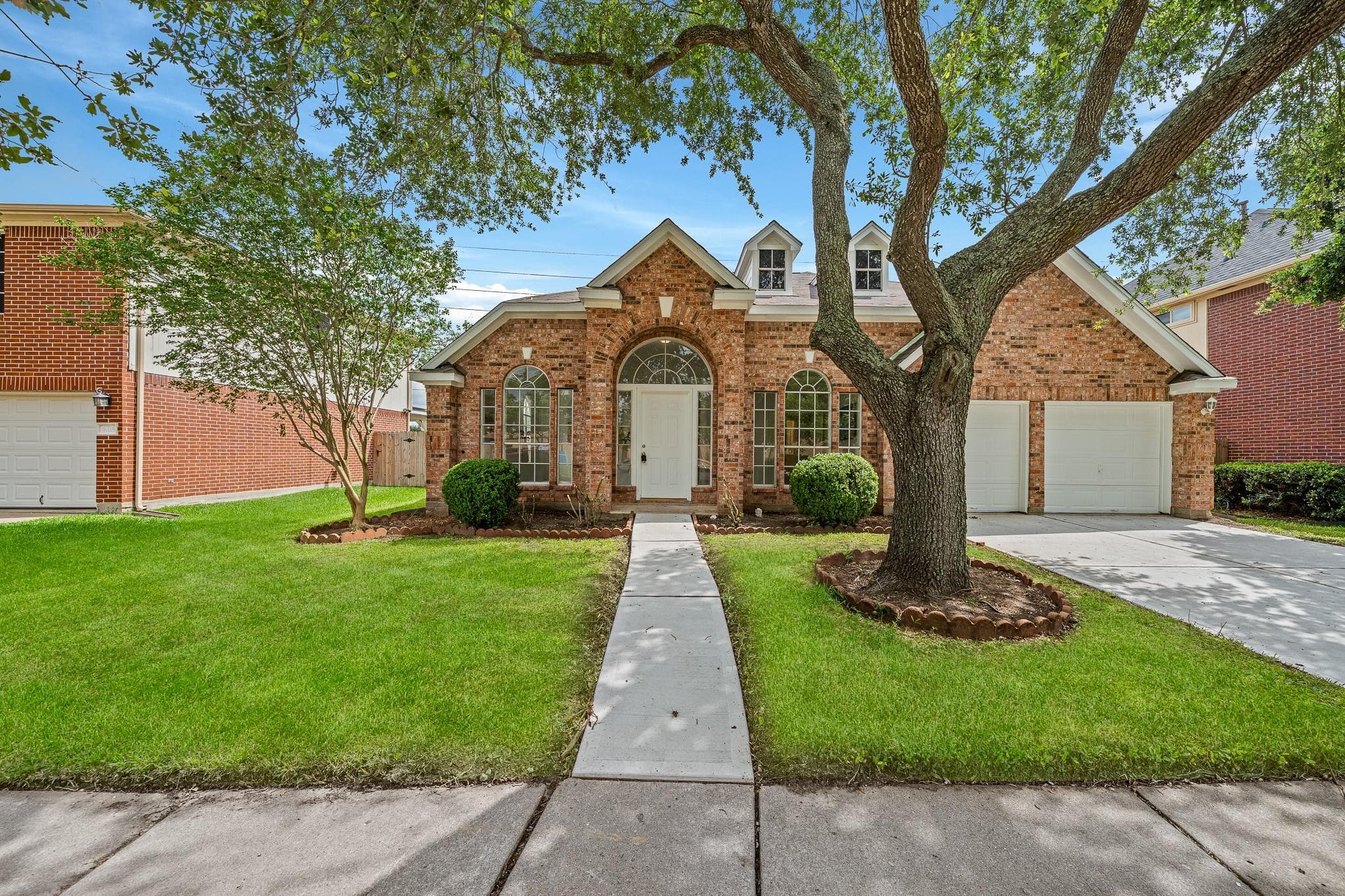 16119 Mission Glen Dr