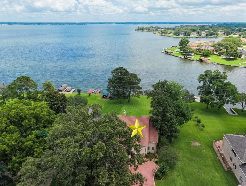 13418 Northshore Dr