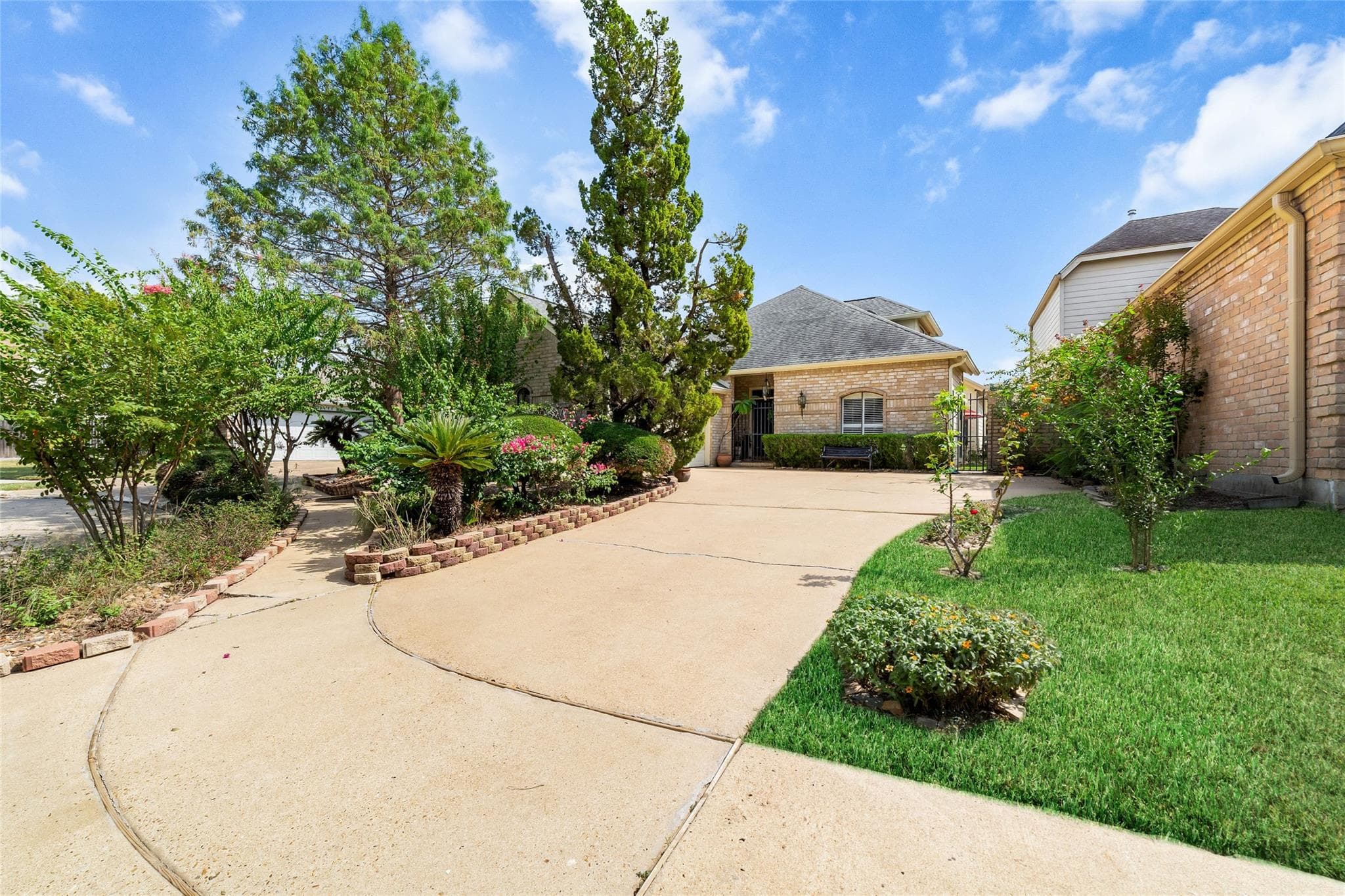 12207 Ravenmoor Dr