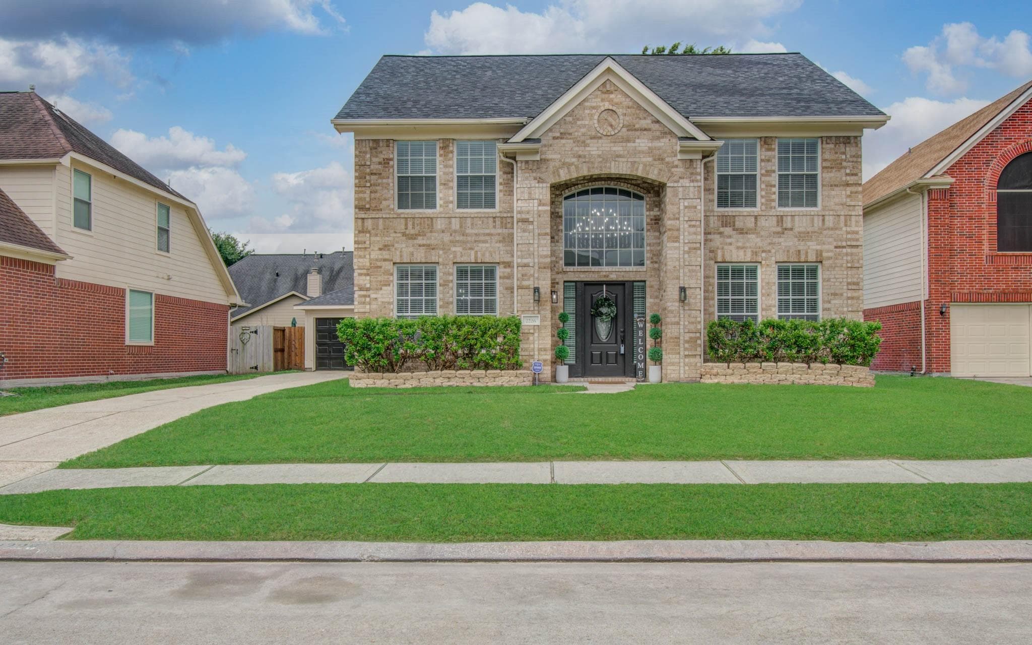 2226 Laurel Forest Way