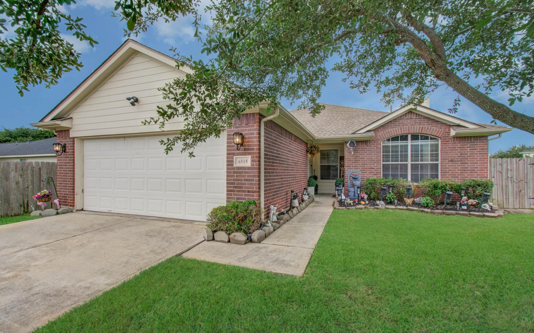 6515 Dogwood Park Ct