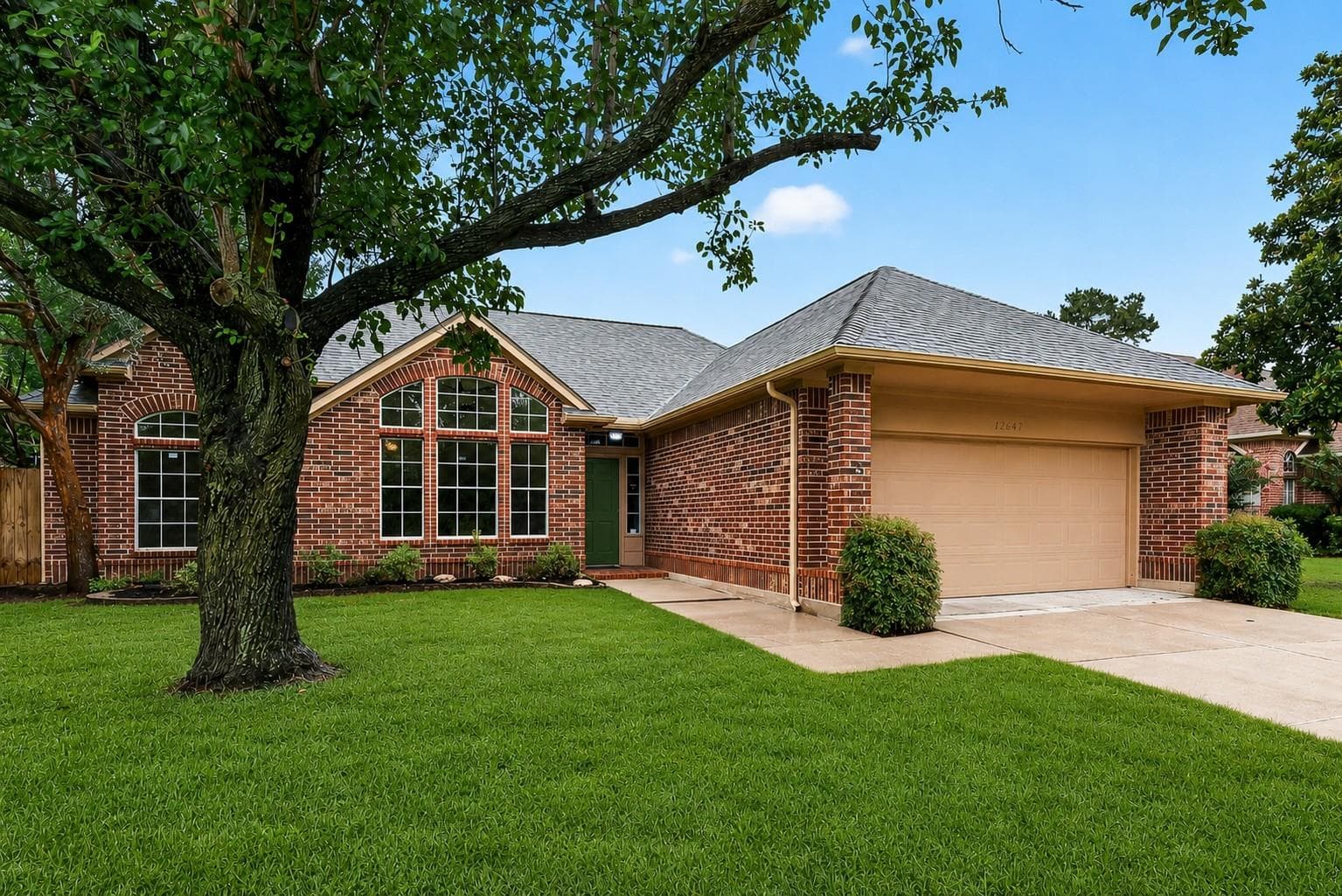 17647 Glenwolf Dr
