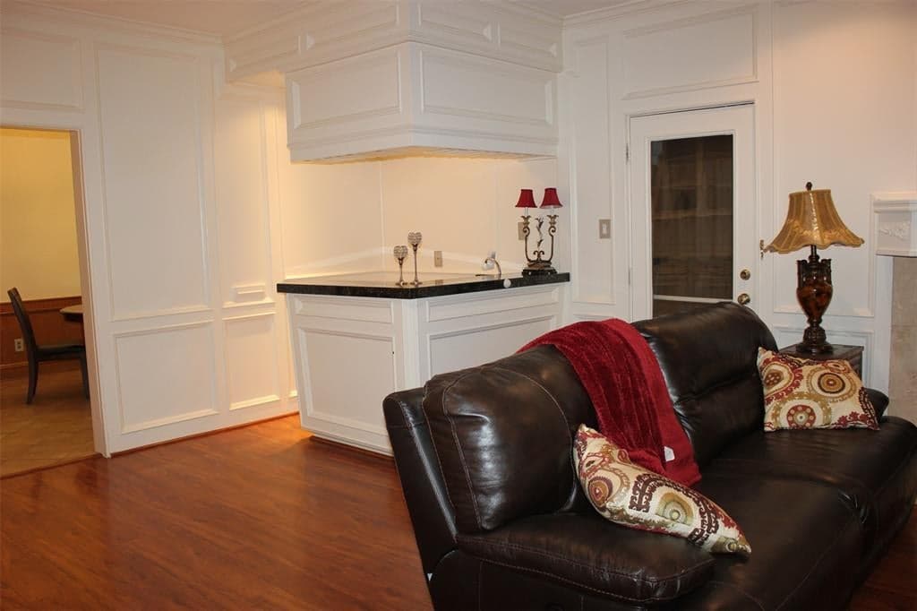 Gallery image 2
