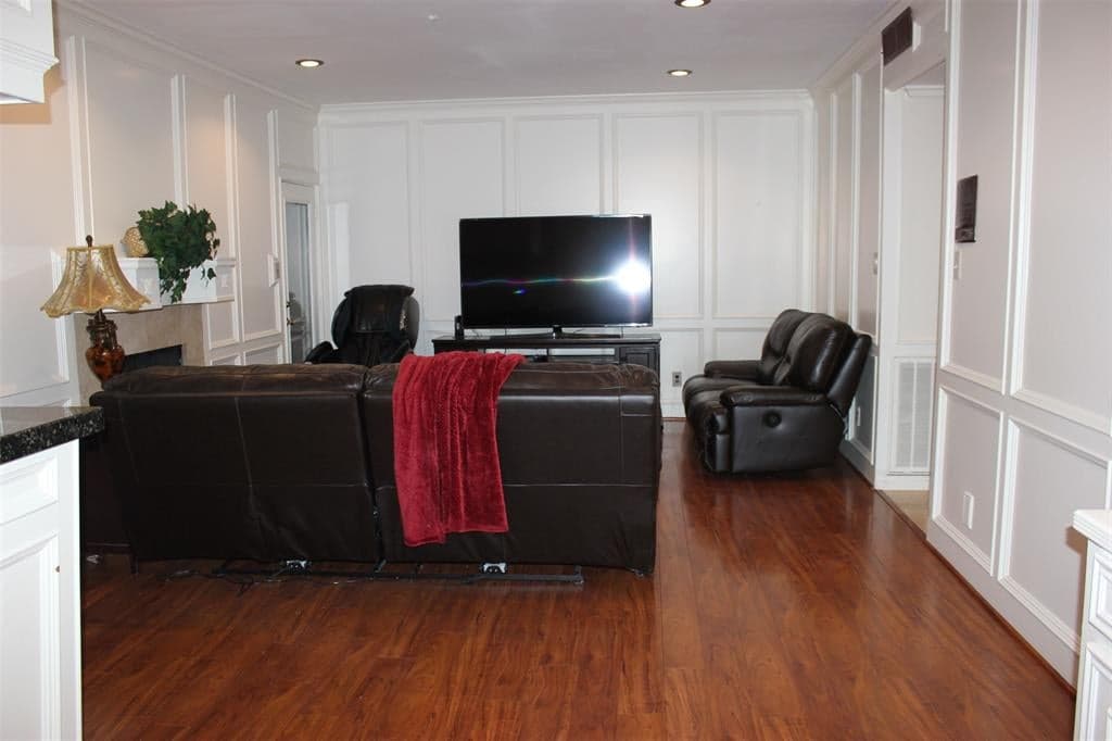 Gallery image 3
