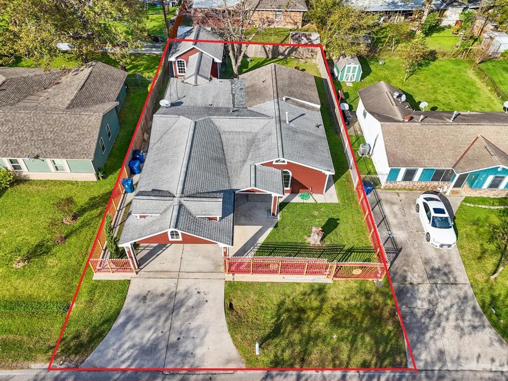 2427 Wardmont St