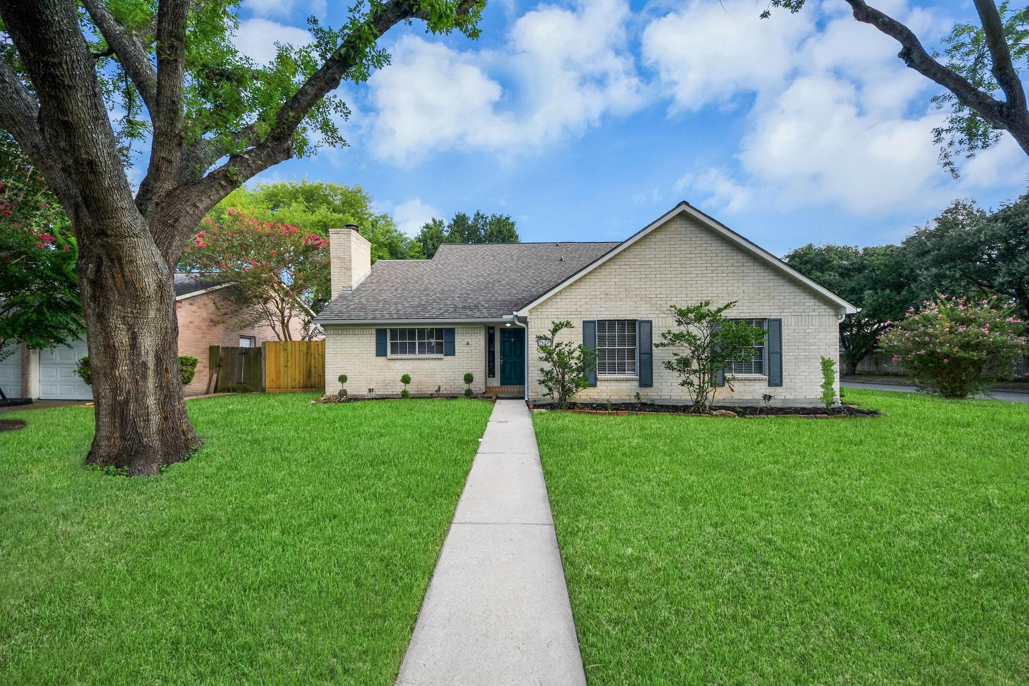 22502 Deville Dr