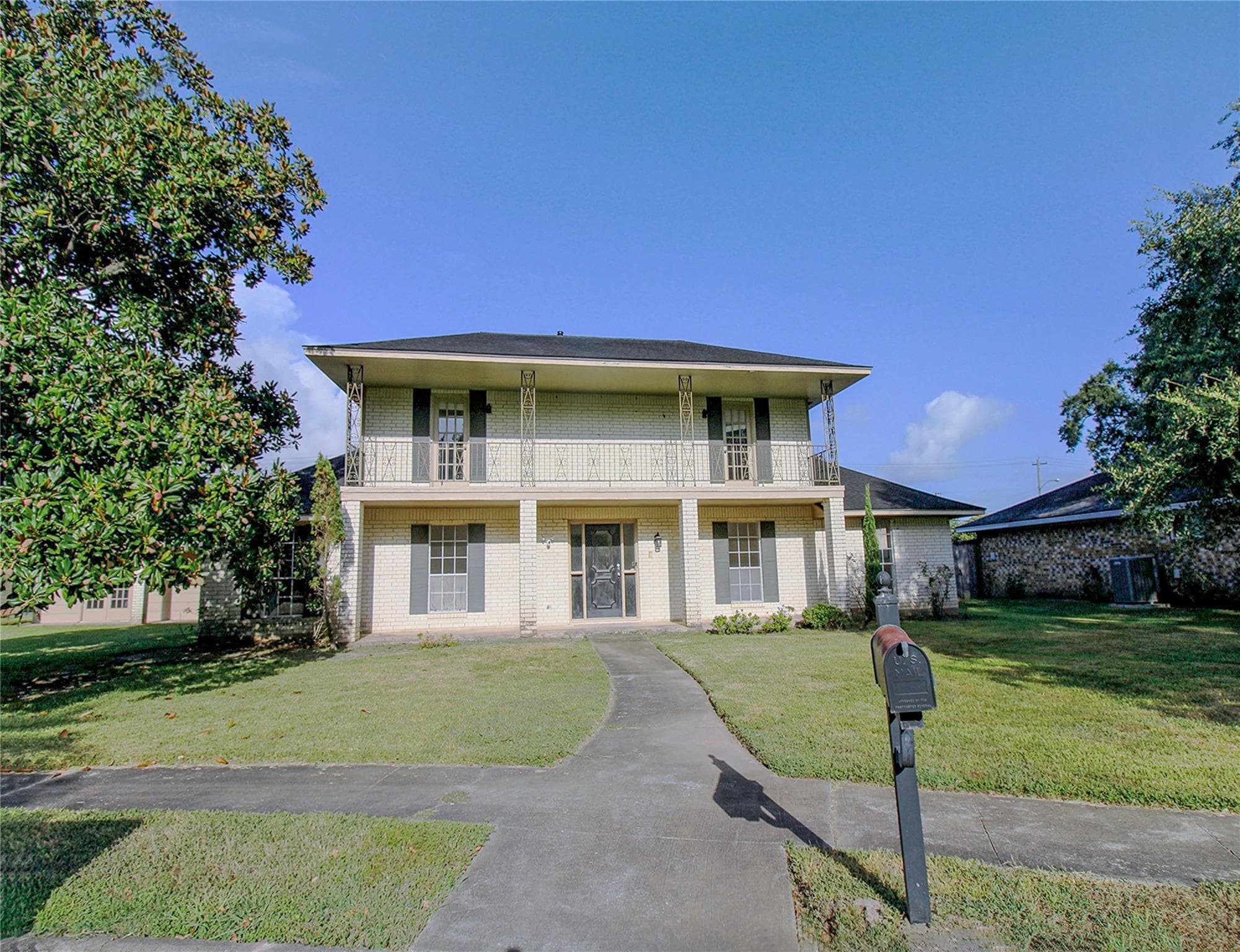 Main property image