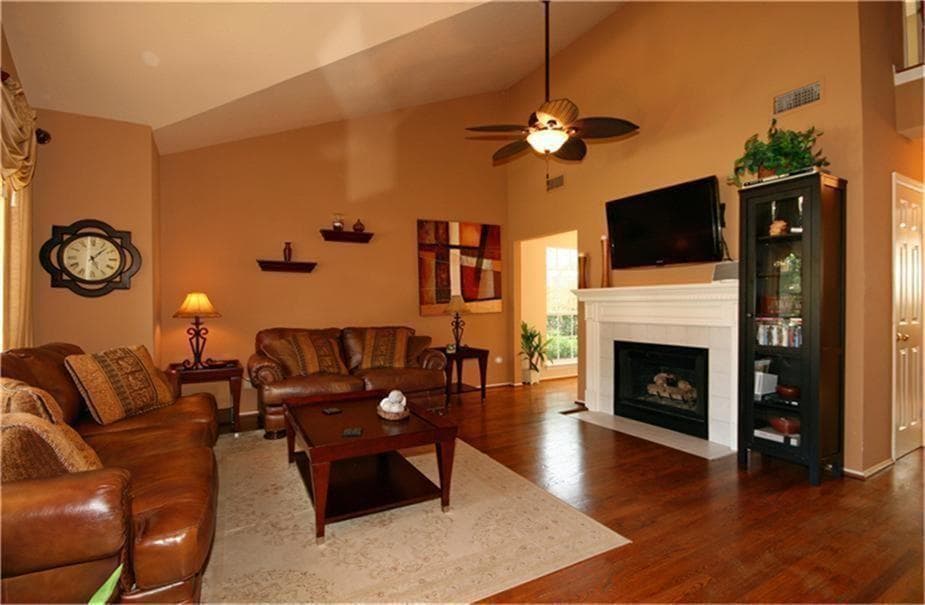 Gallery image 3
