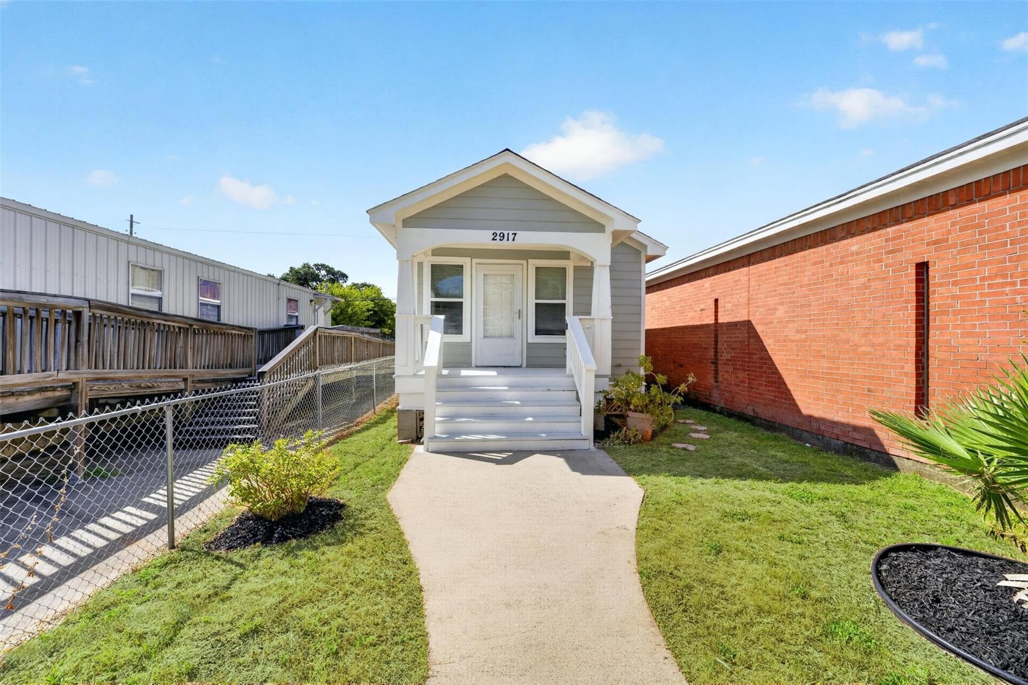 Main property image