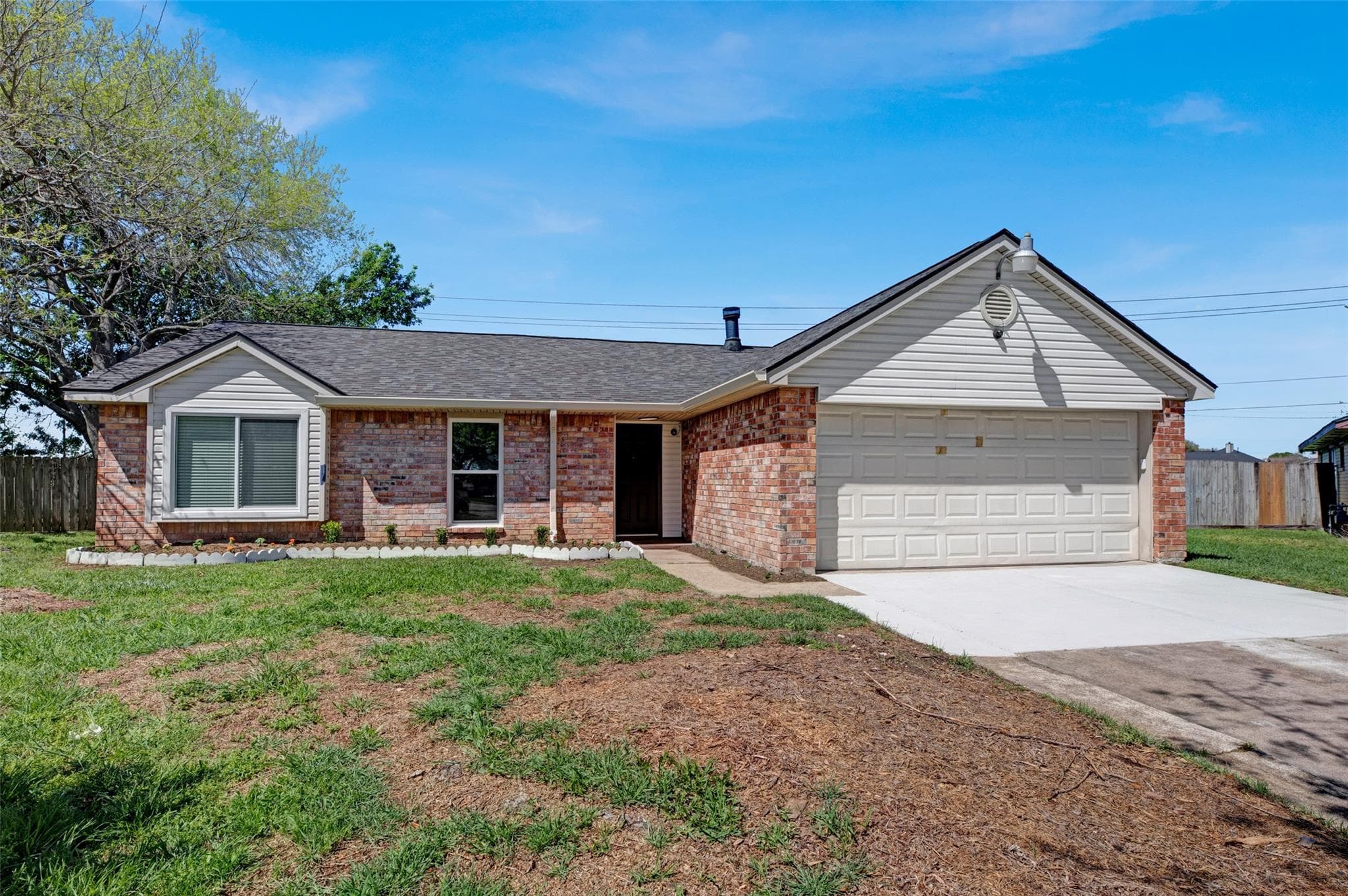 2302 Doverglen Dr