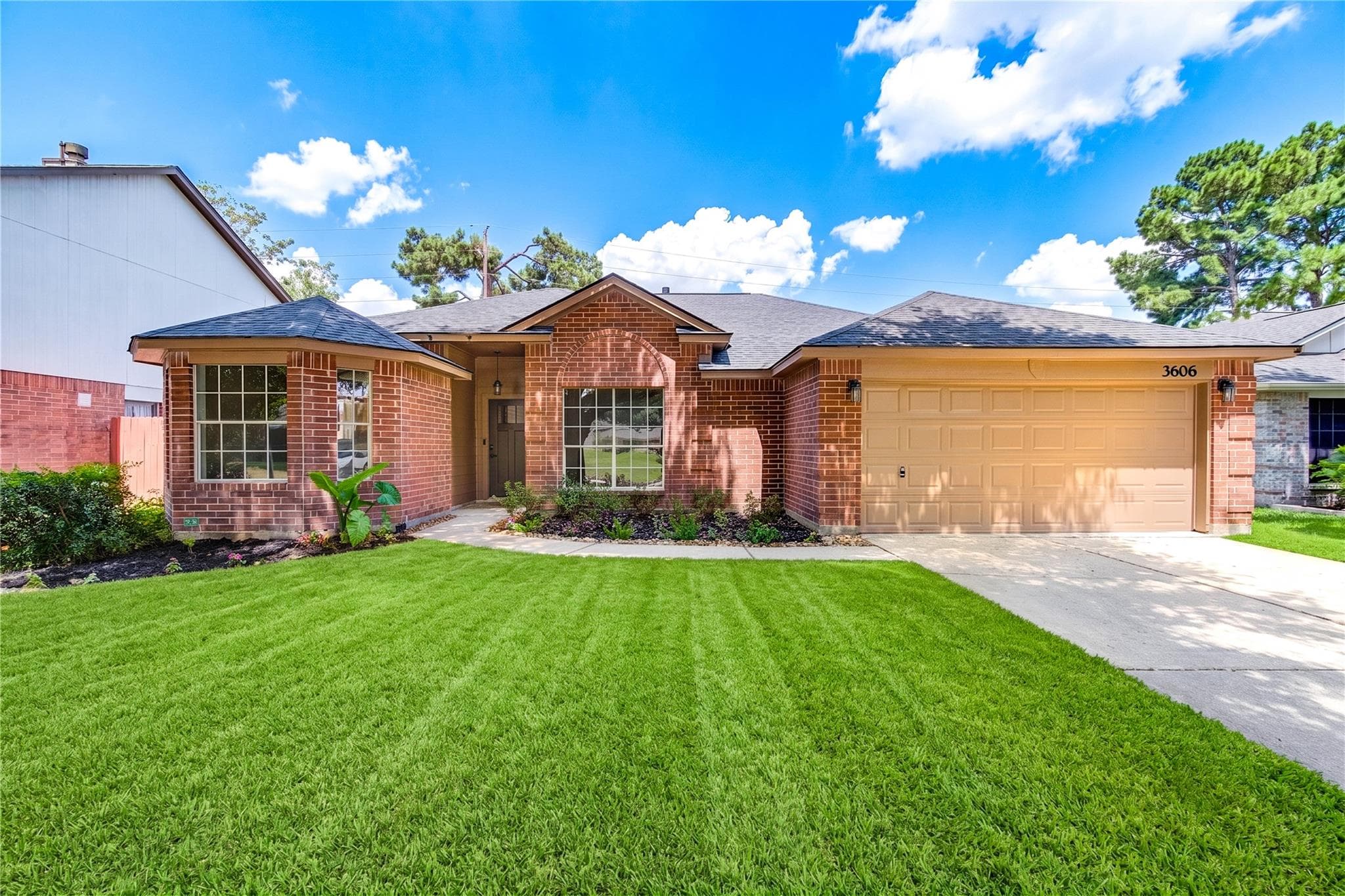 3606 Woodcreek Glen Ln