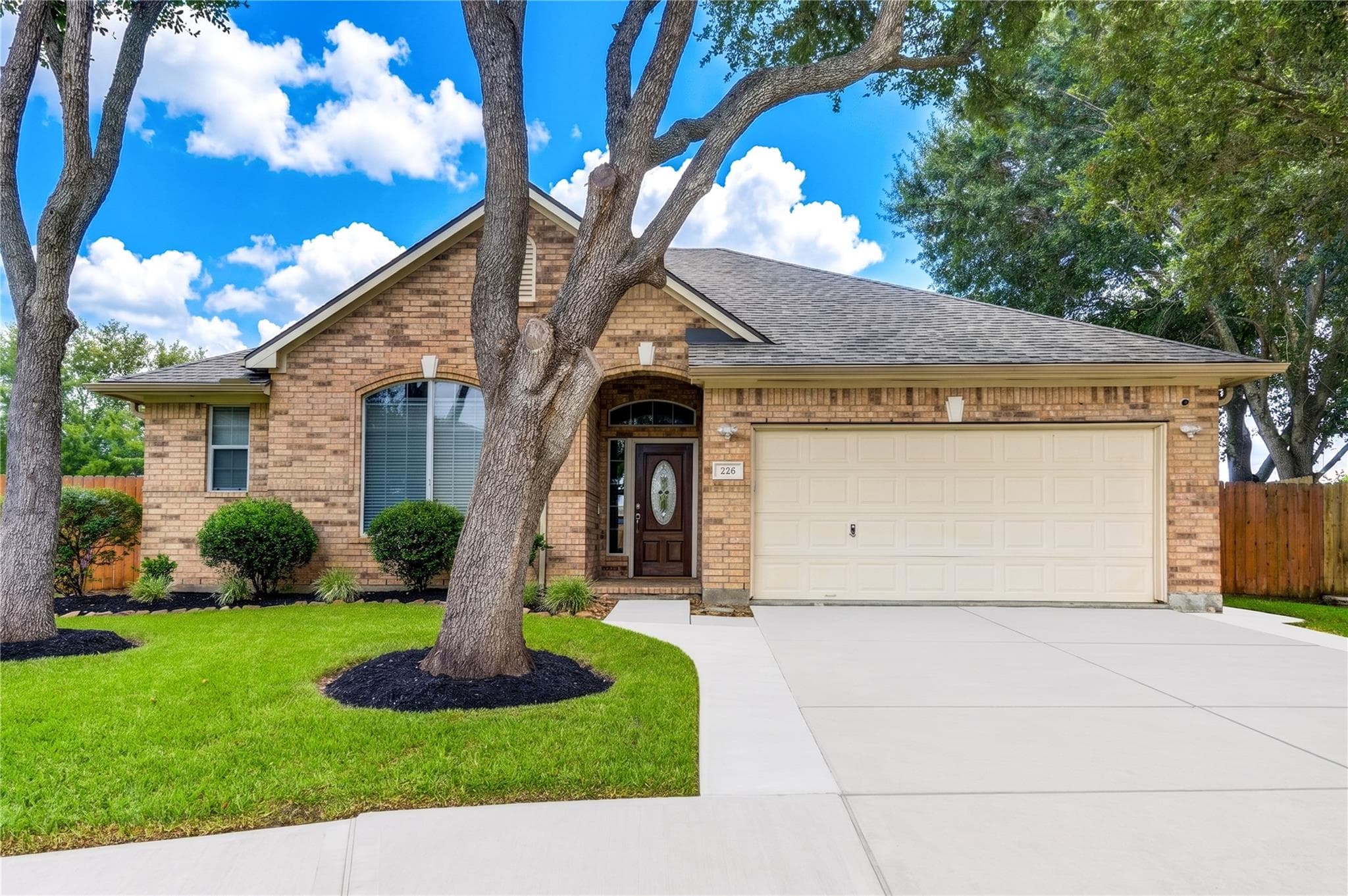 226 Rolling Springs Ln