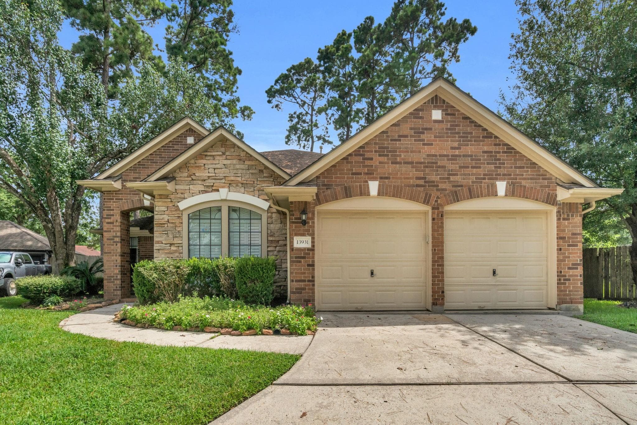 13931 Carrington Ln