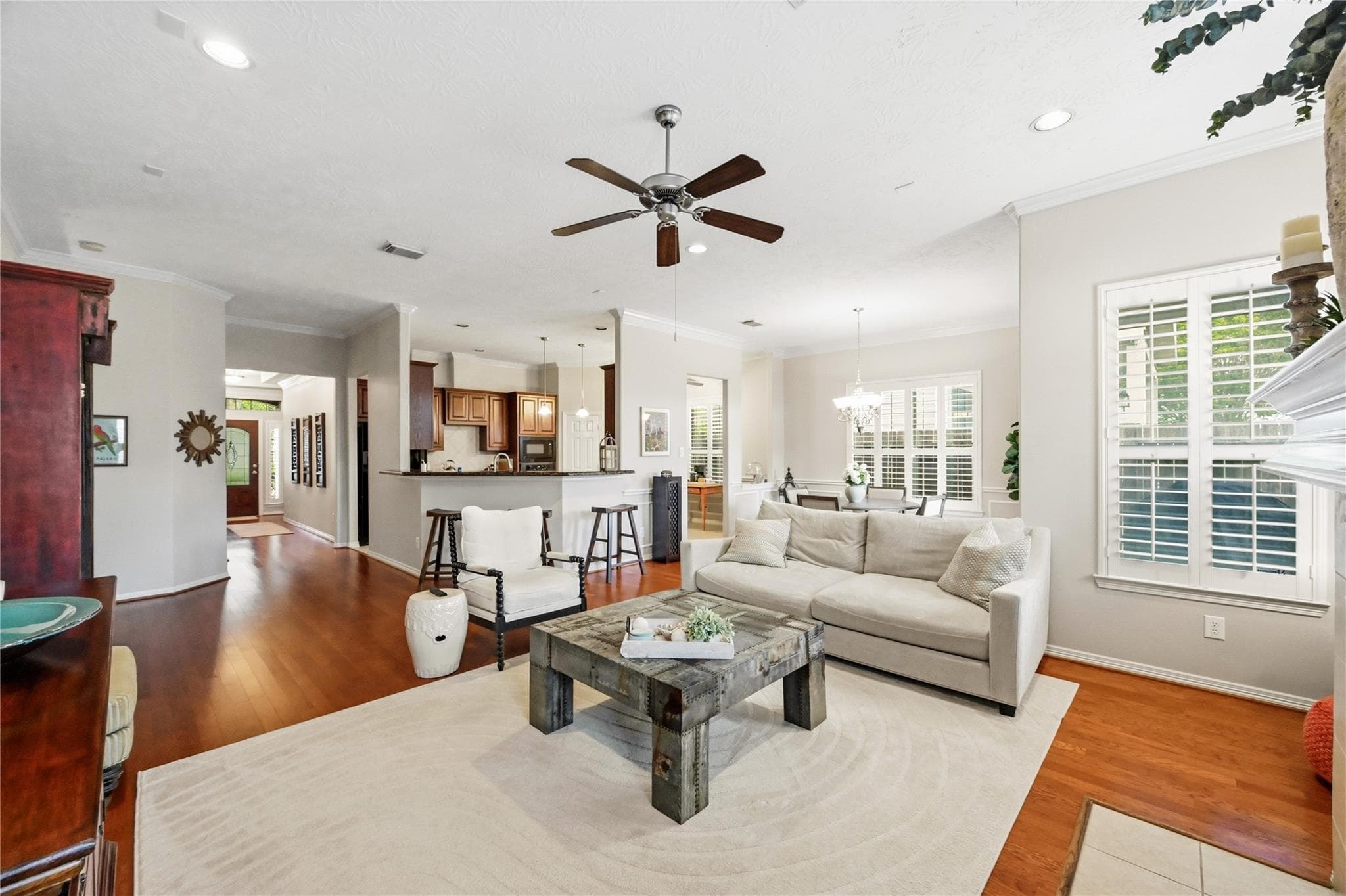 Main property image
