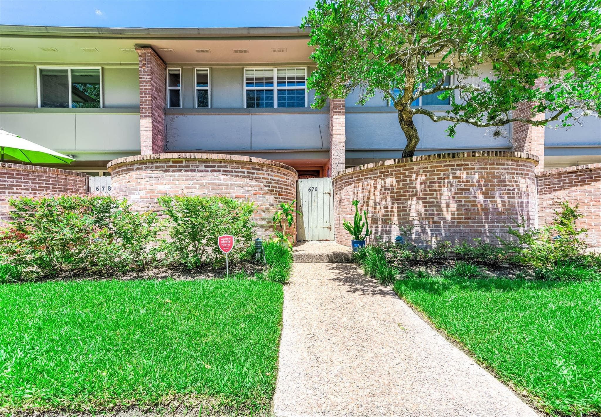 676 S Ripple Creek Dr