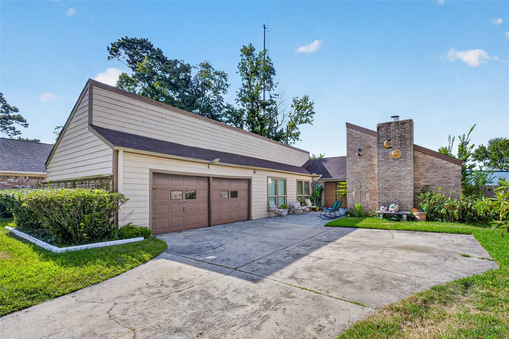 5522 Green Timbers Dr