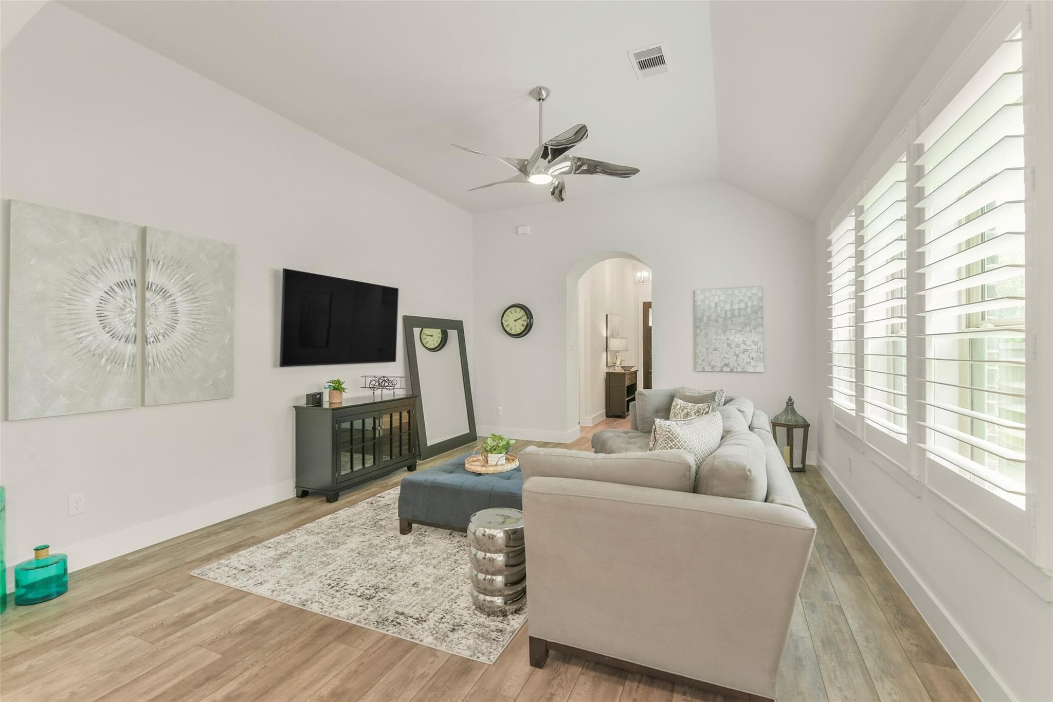 Gallery image 4
