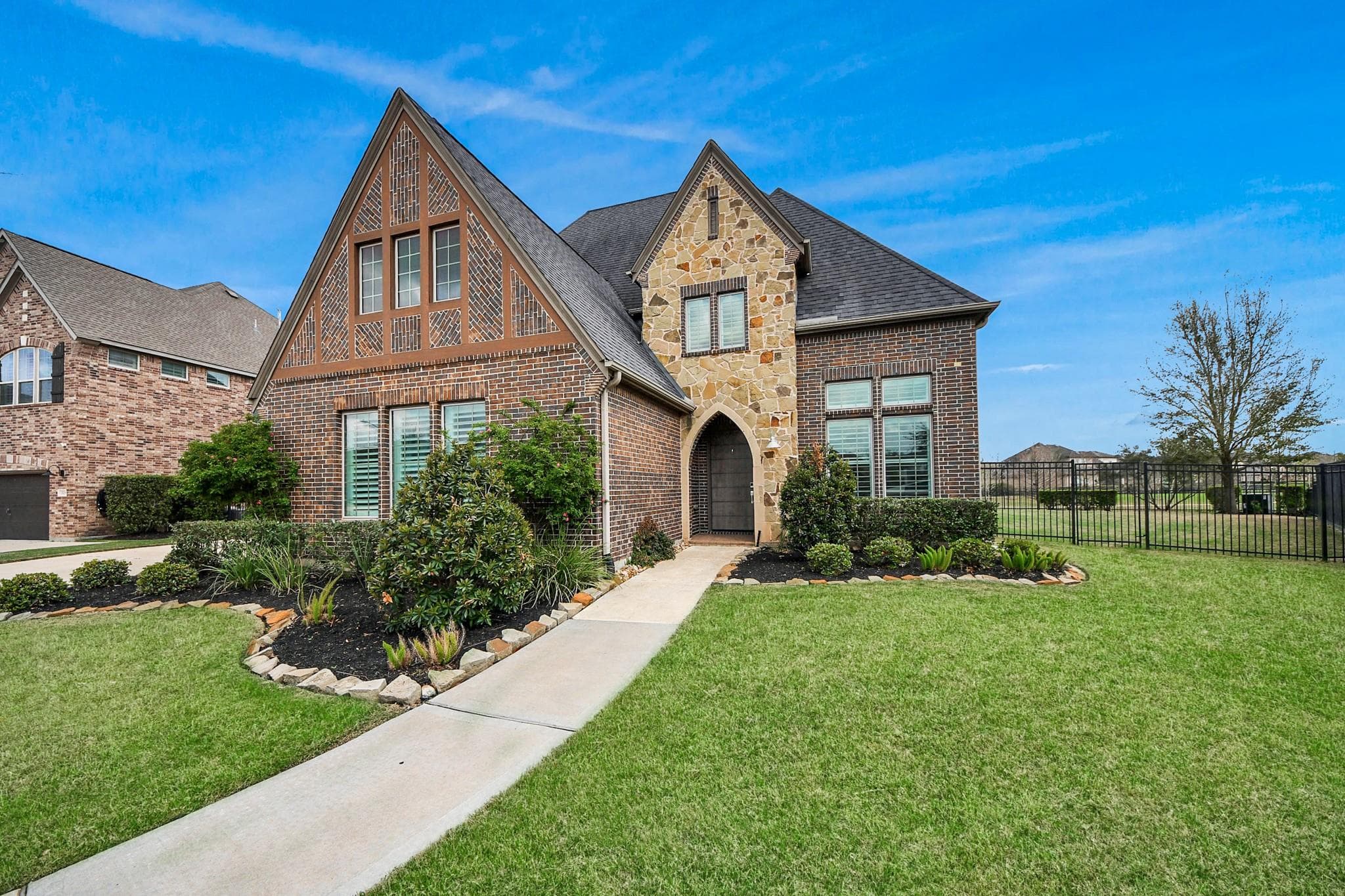 Main property image