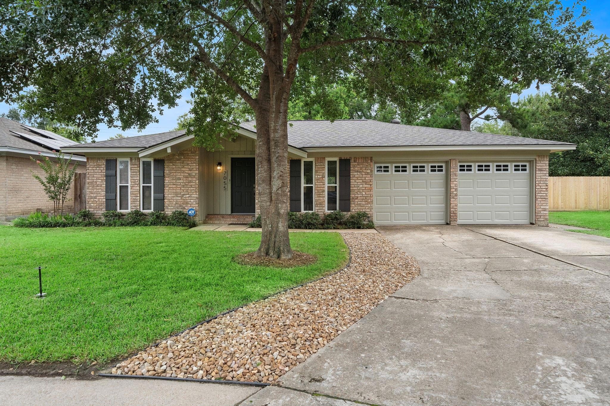 7055 Shady Arbor Ln