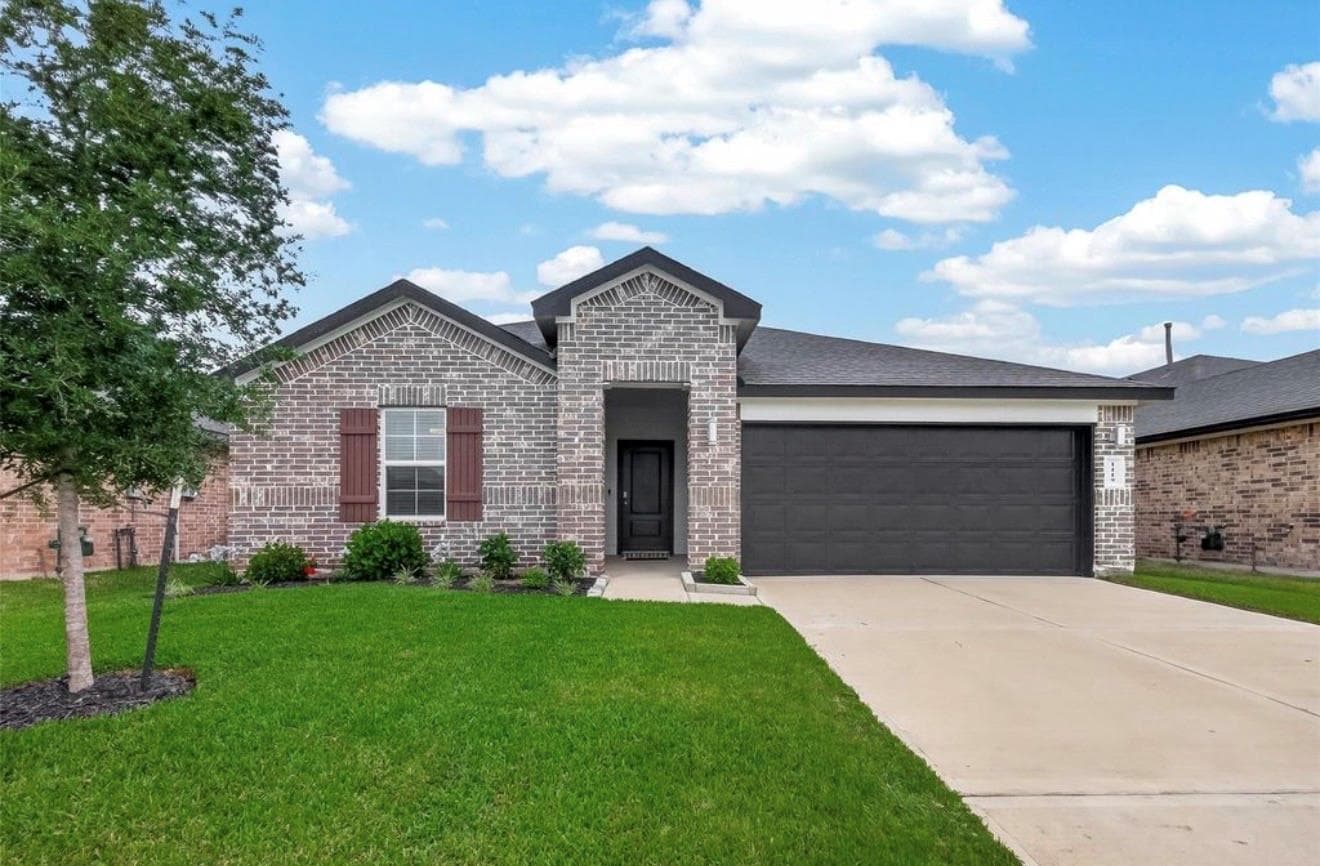 1015 Kinder Sky Ln