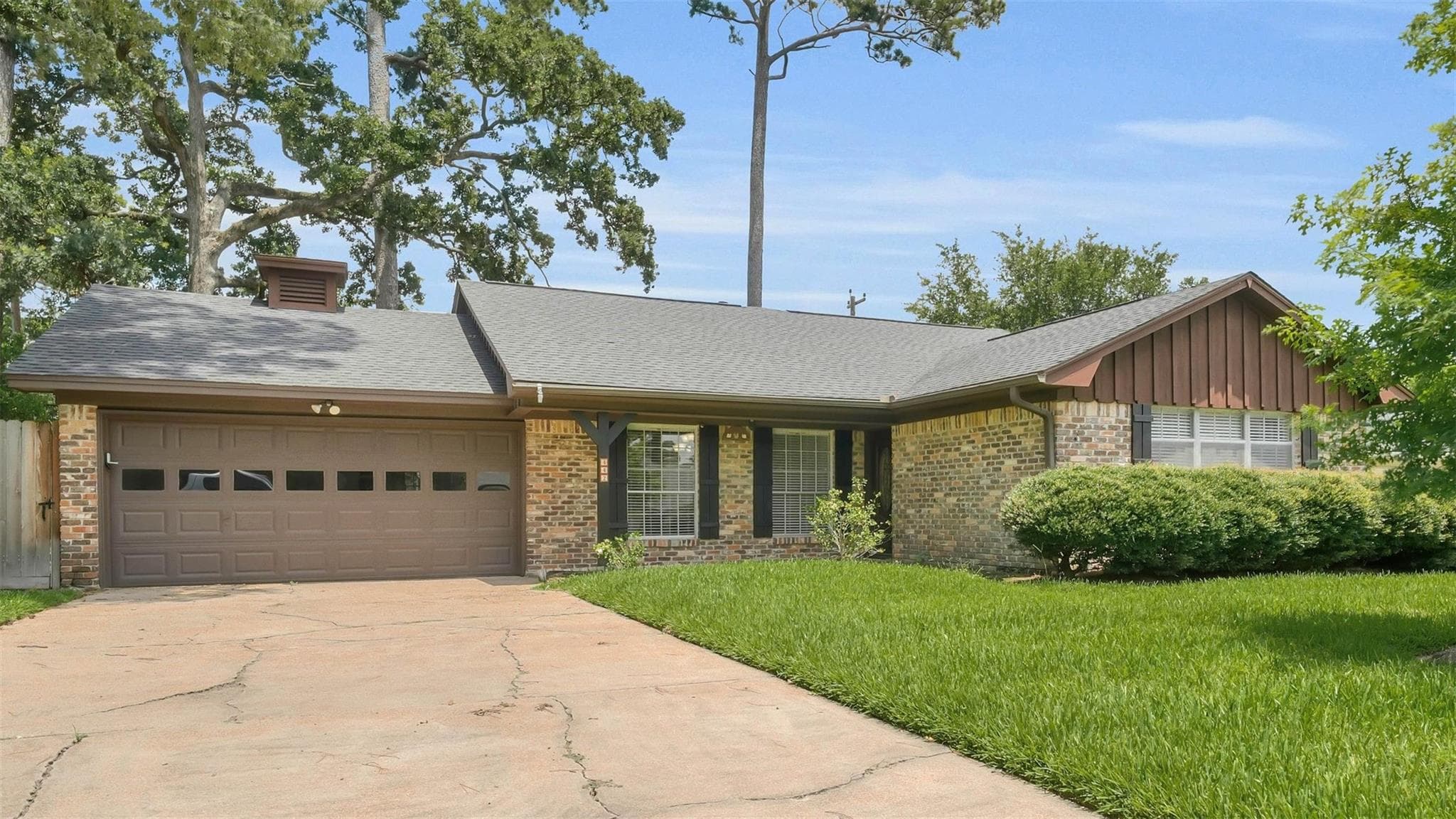 Main property image