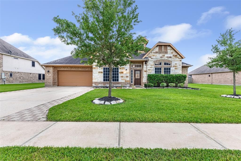 4106 Broadmoor Dr