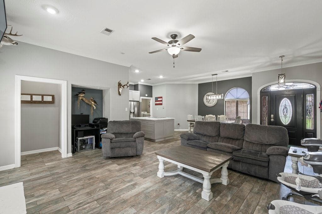 Gallery image 4