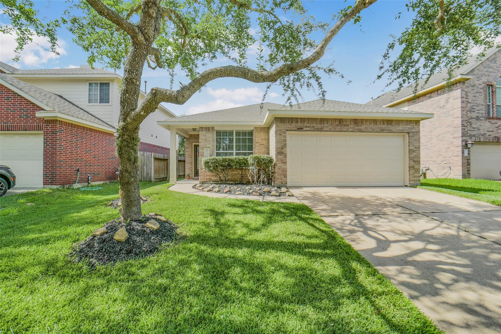 26426 Richwood Oaks Dr