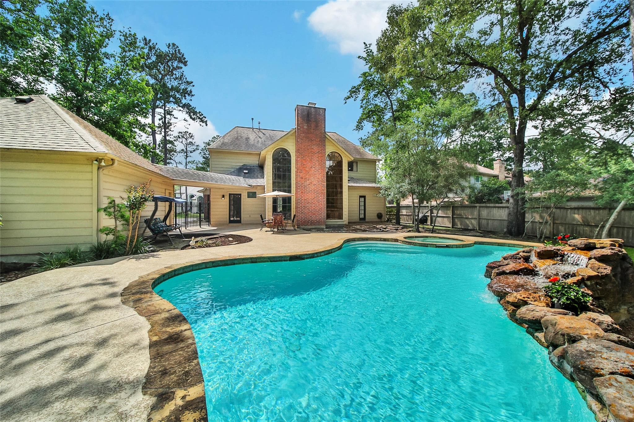 25 Cascade Springs Pl