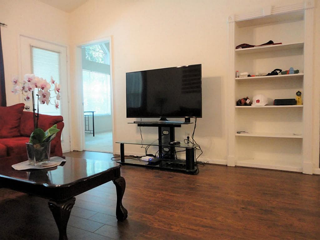 Gallery image 2