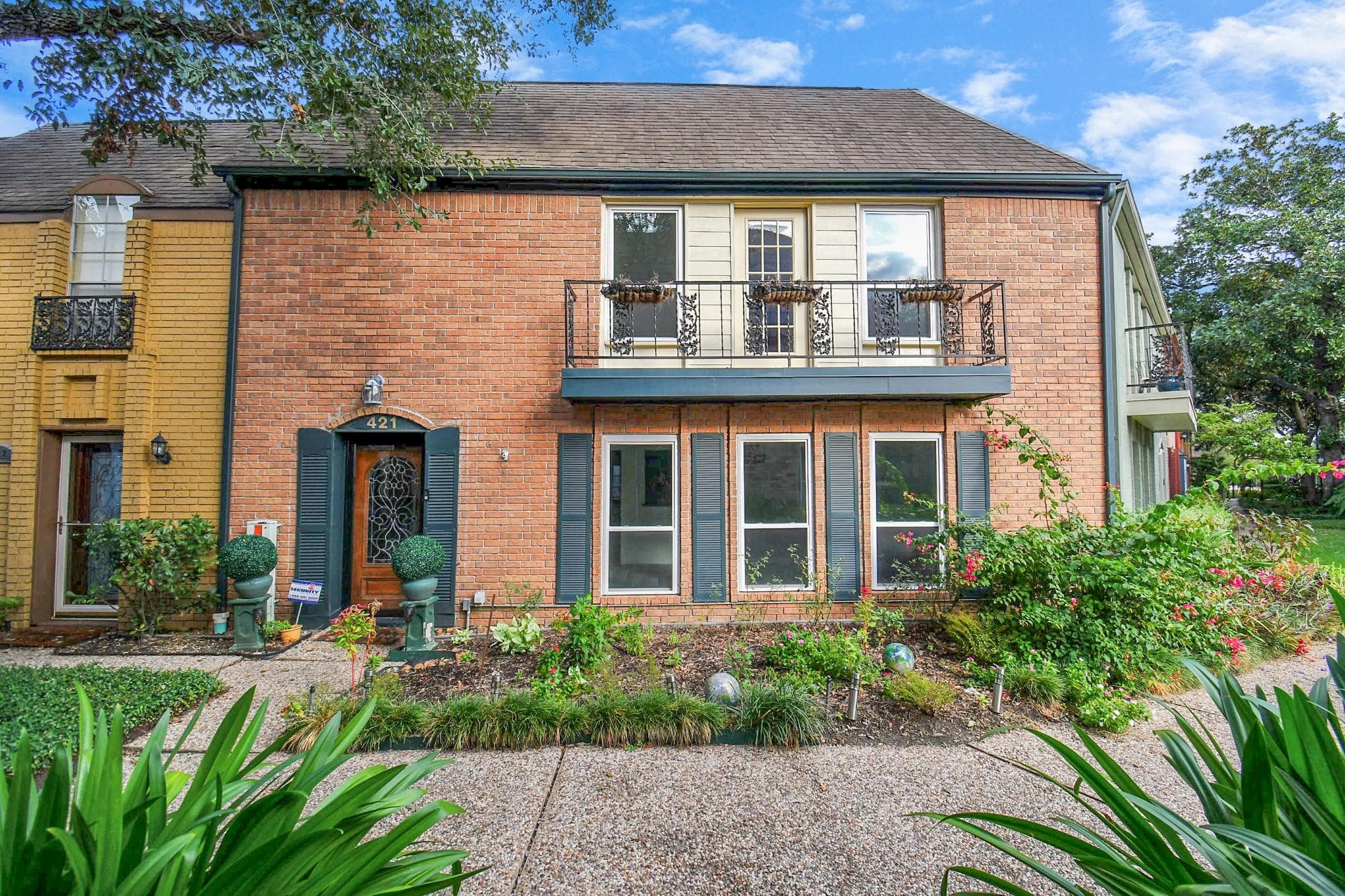 11525 Burdine St Apt 421