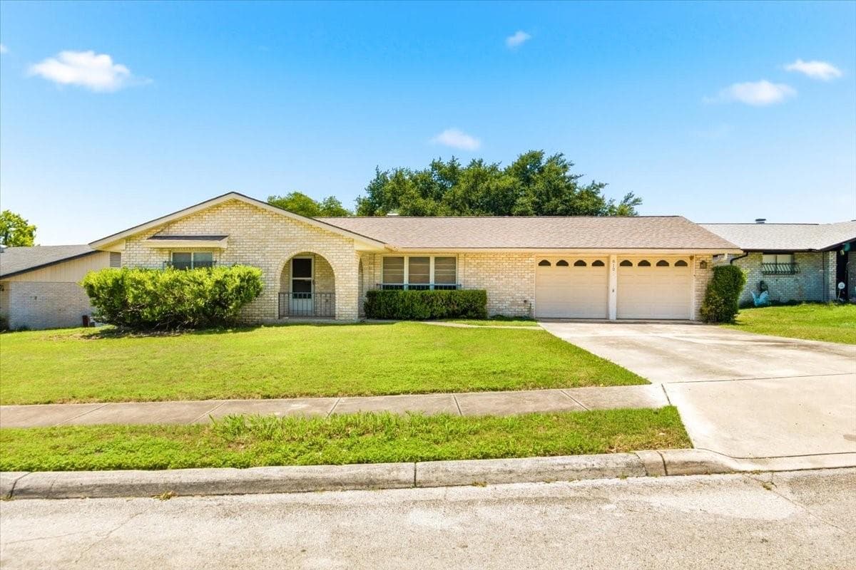 610 Amistad Blvd