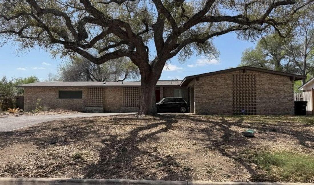 1006 Homeric Dr