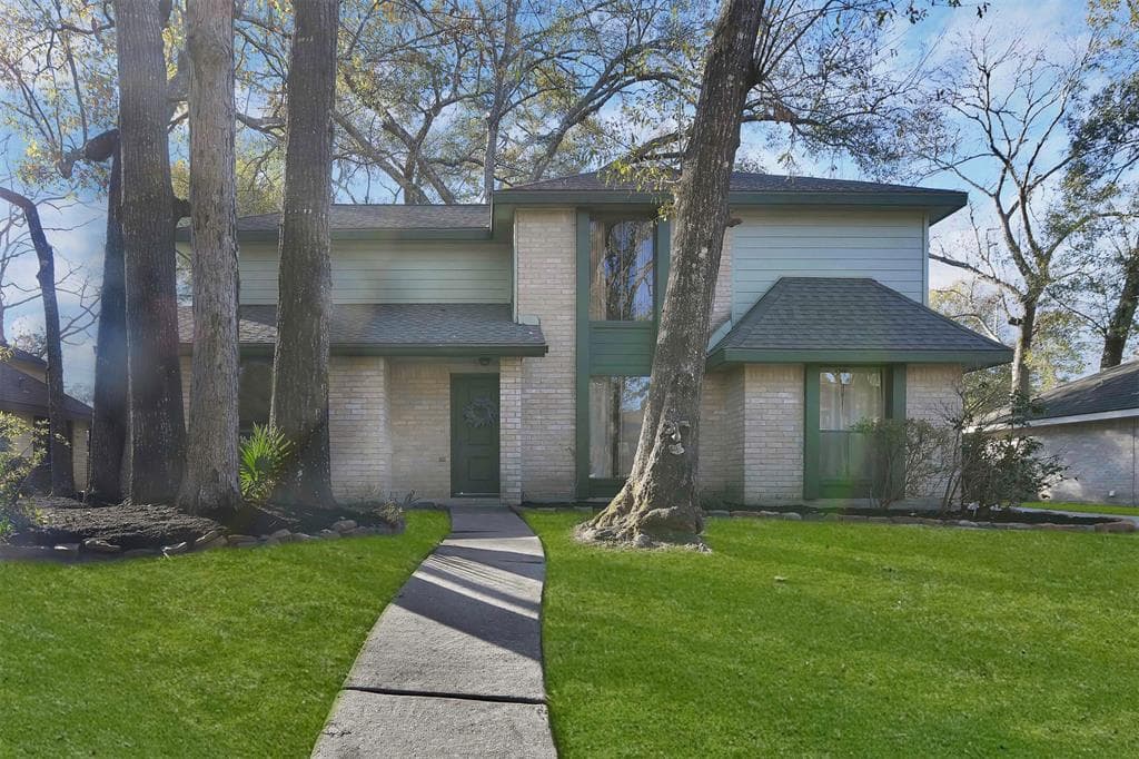 3710 Hill Springs Dr