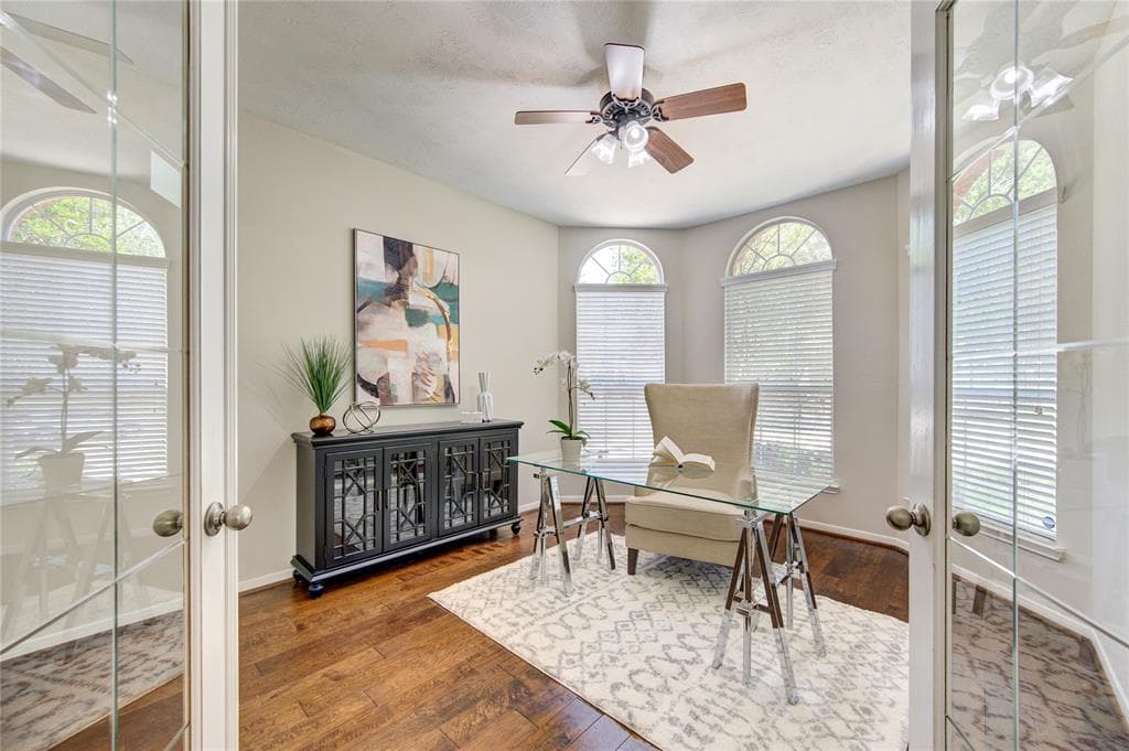 Gallery image 4