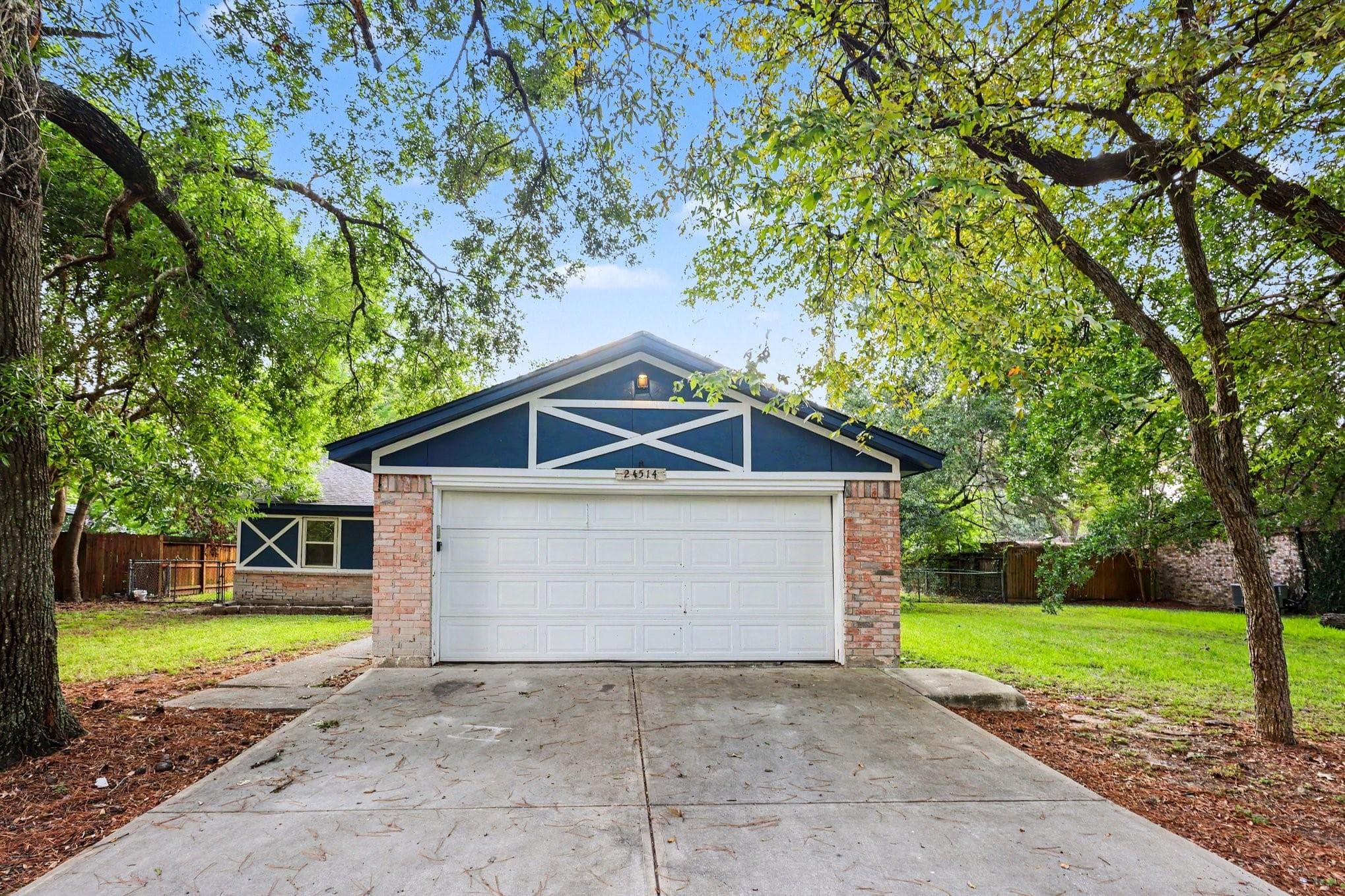 24514 Red Deer Dr