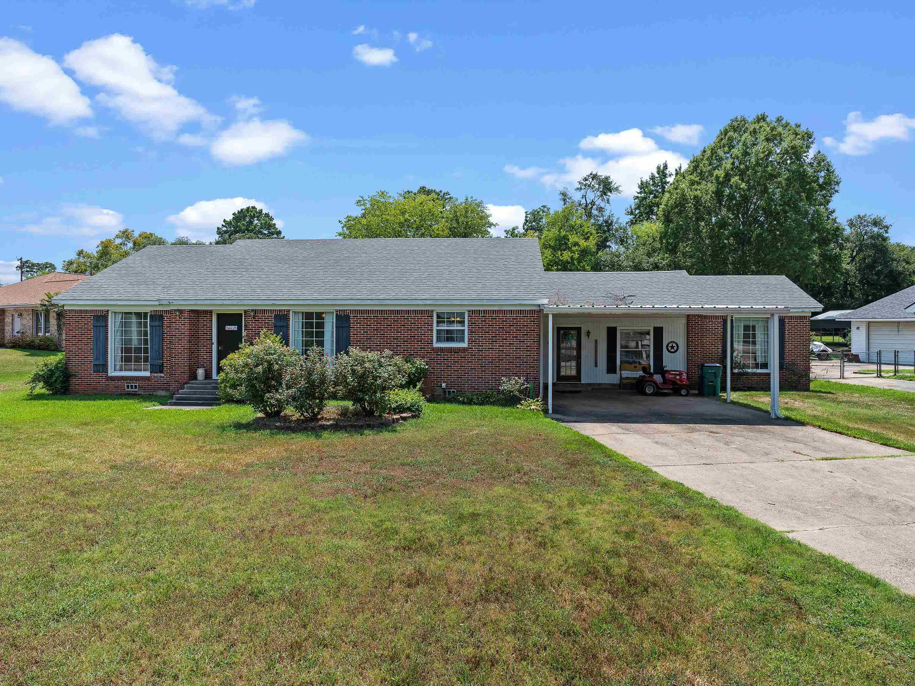 107 Cottage Rd