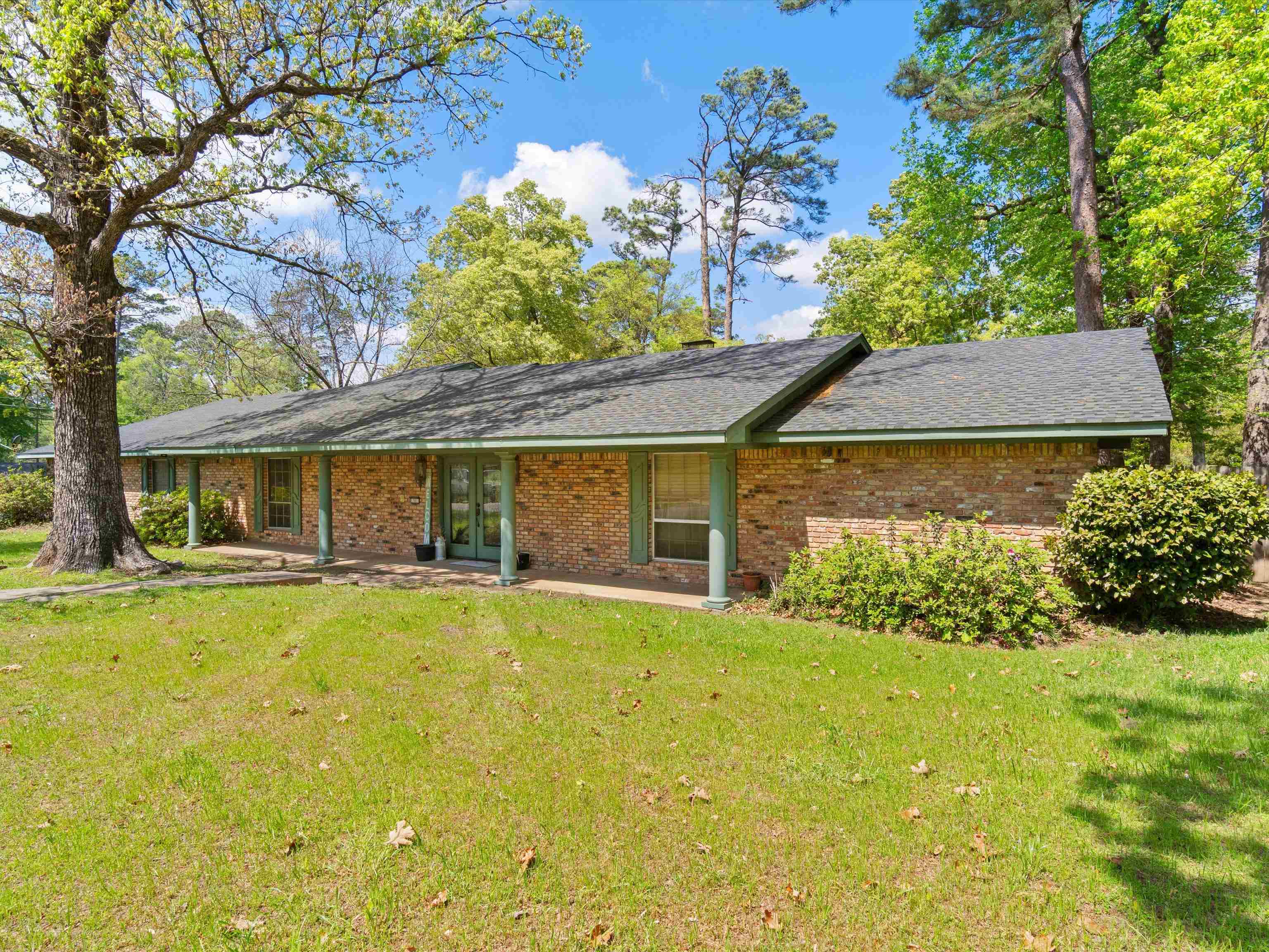 Main property image