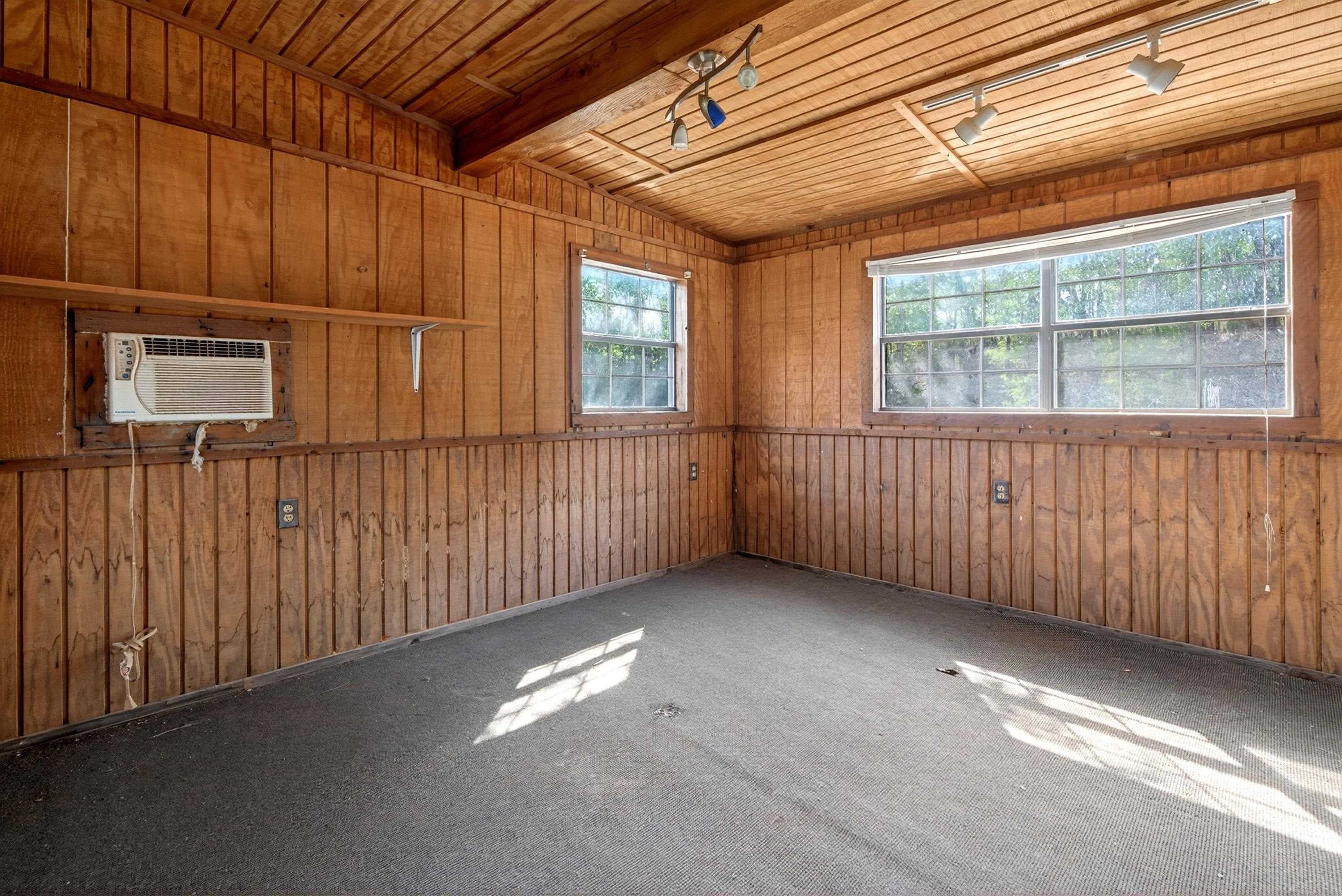 400 Private Road 7219