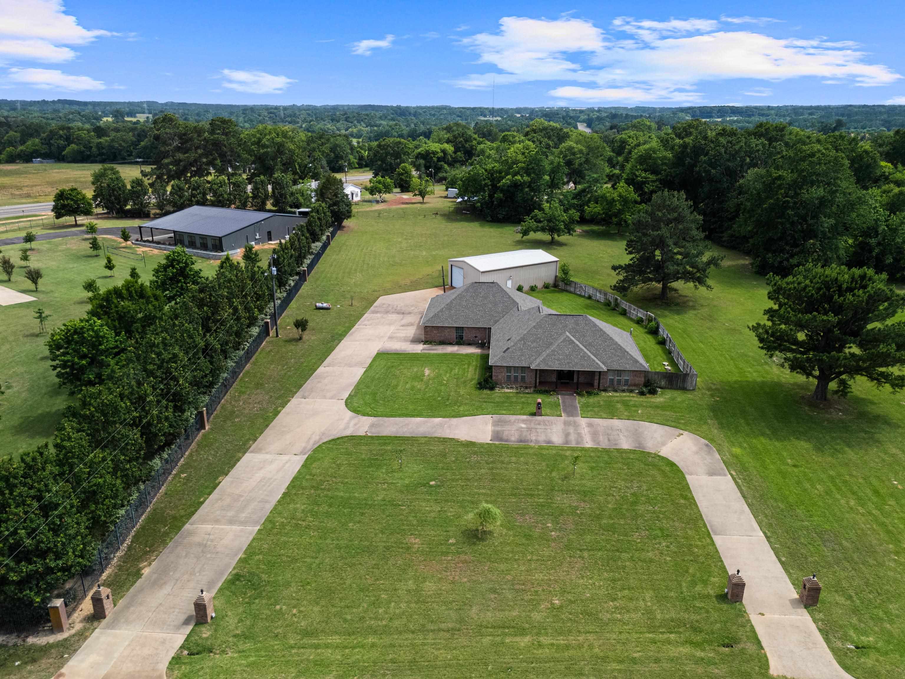 105 Amy Rd