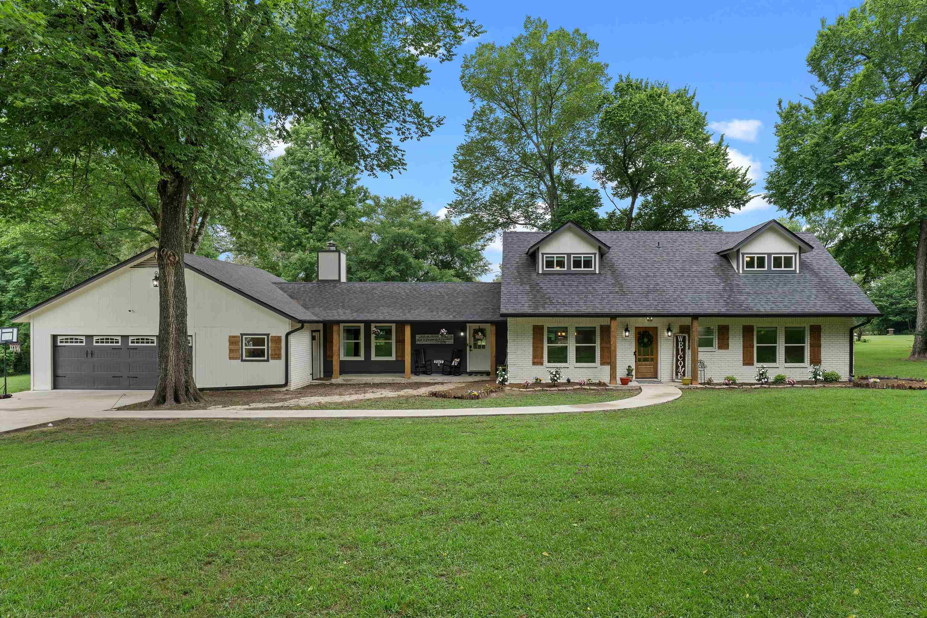 7017 Verbena Rd