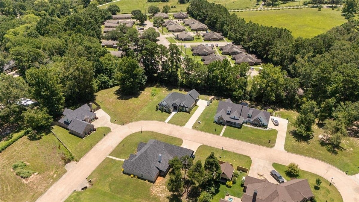 183 Stonegate Dr