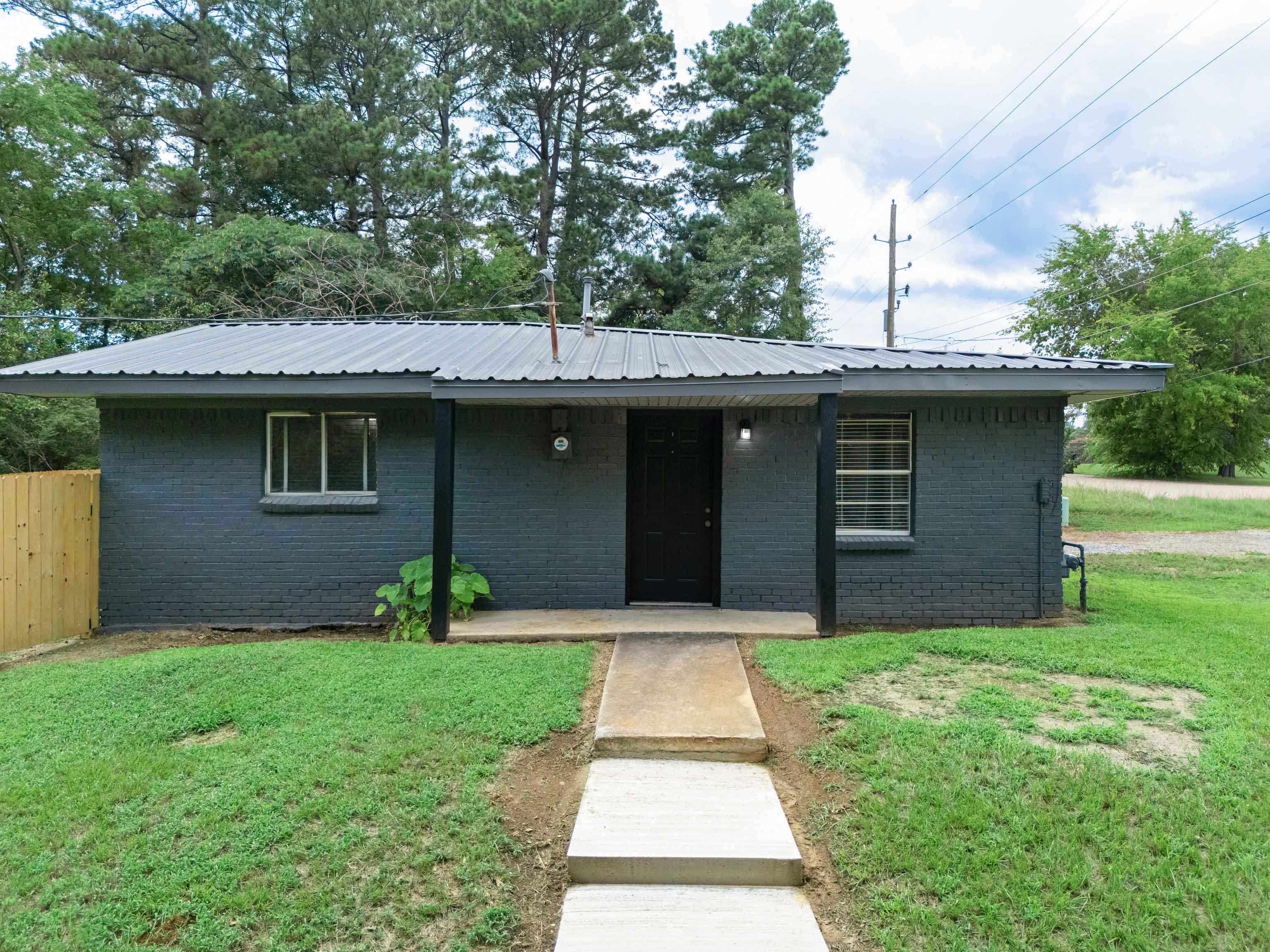 3607 Bonnie St