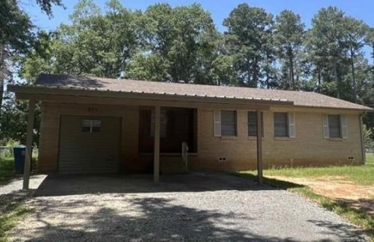 211 Lucille St
